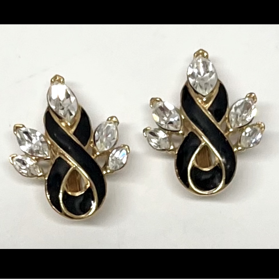 Vintage Old Hollywood Art Deco Black Crystal Earrings